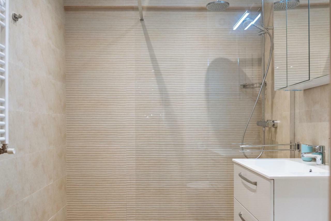Апартаменты Luxury Flat 8 Near Metro Бухарест Экстерьер фото