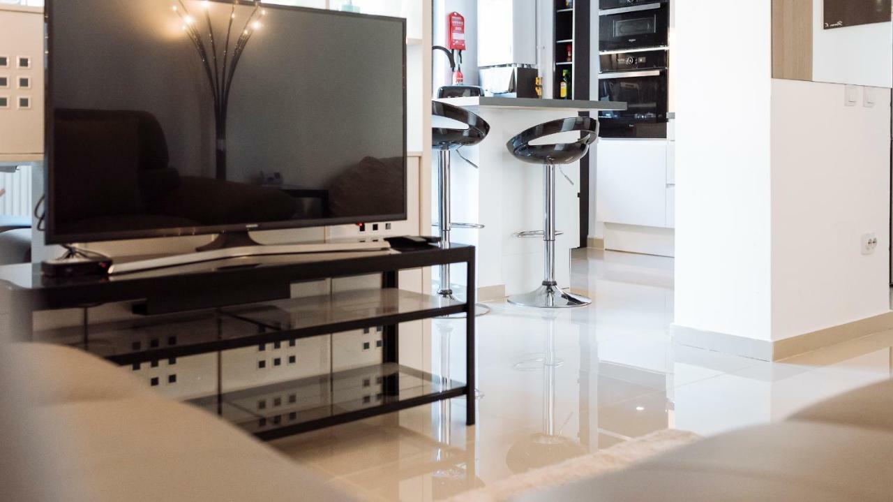 Апартаменты Luxury Flat 8 Near Metro Бухарест Экстерьер фото